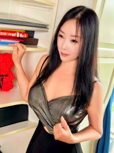 627092286: Chica busca chico en Barcelona