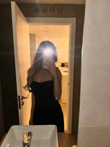 655450217: Chica busca chico en Gerona