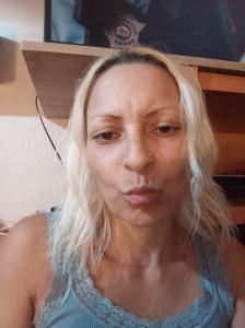 643087668: Chica busca chico en Zaragoza
