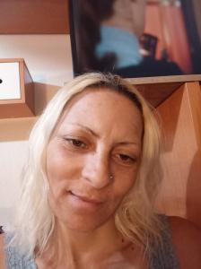 643087668: Chica busca chico en Zaragoza