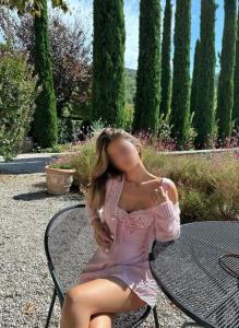 655450217: Chica busca chico en Gerona