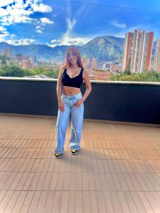 613772438: Chica busca chico en Alicante
