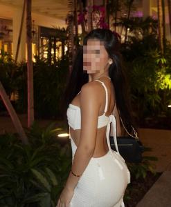 614854153: Chica busca chico en Navarra