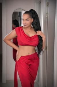 613799459: Chica busca chico en Almería