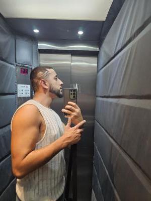 685393488: Chico busca chica en Málaga