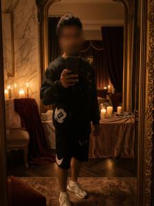 613863360: Chico busca chica en La Coruña