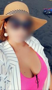 695105315: Chica busca chico en León