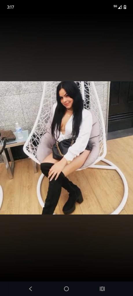 Chica busca chico en Tenerife: 