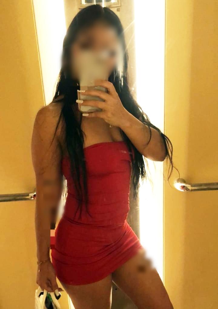 Chica busca chico en Tenerife: 