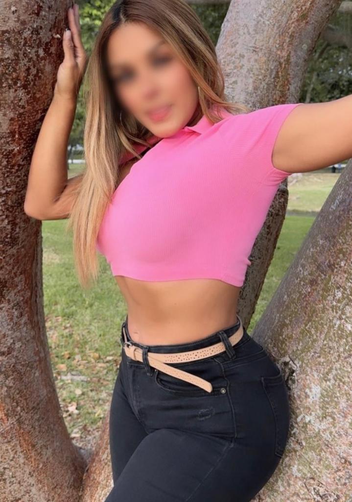 Chica busca chico en Asturias: 