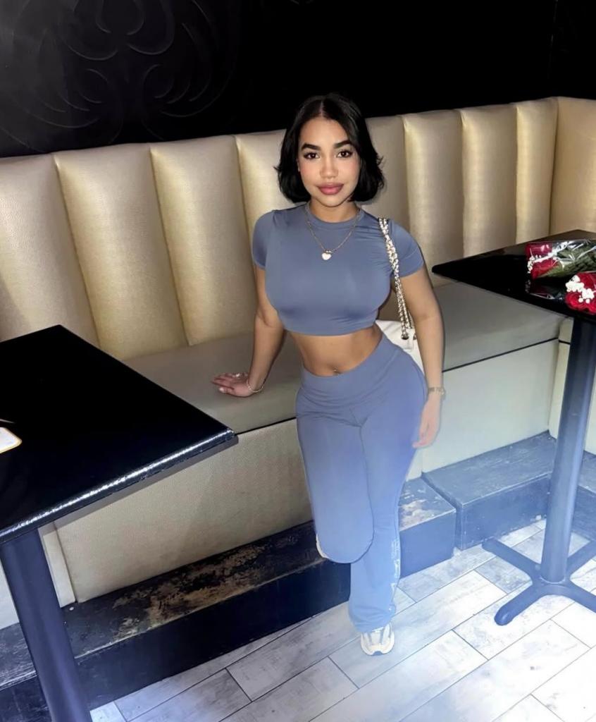 624834935: Chica busca chico en Madrid