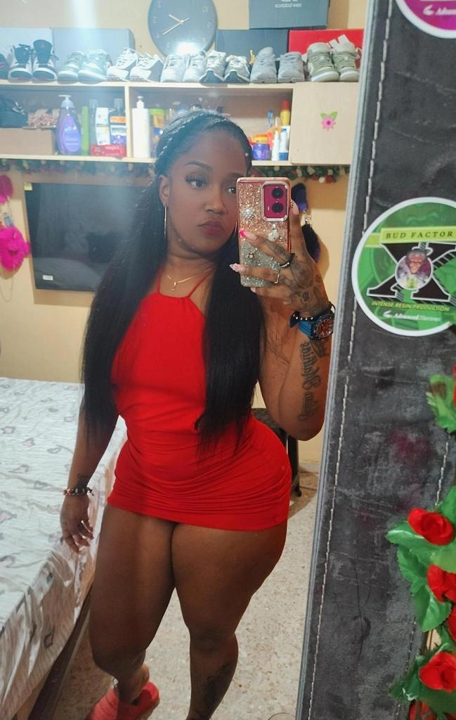 613784229: Chica busca chico en Murcia