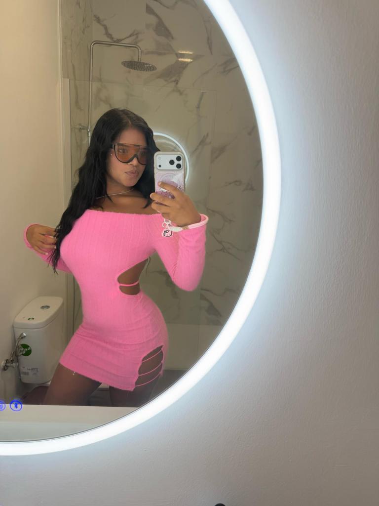 Chica busca chico en Tenerife: 