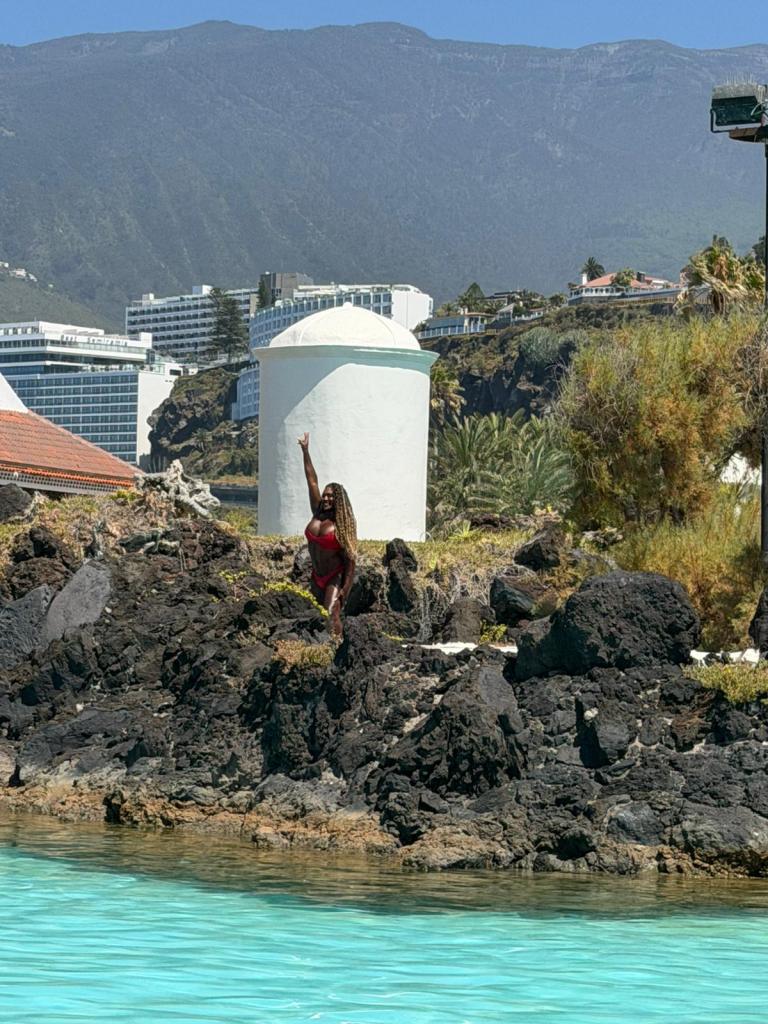625956045: Transexual en Tenerife
