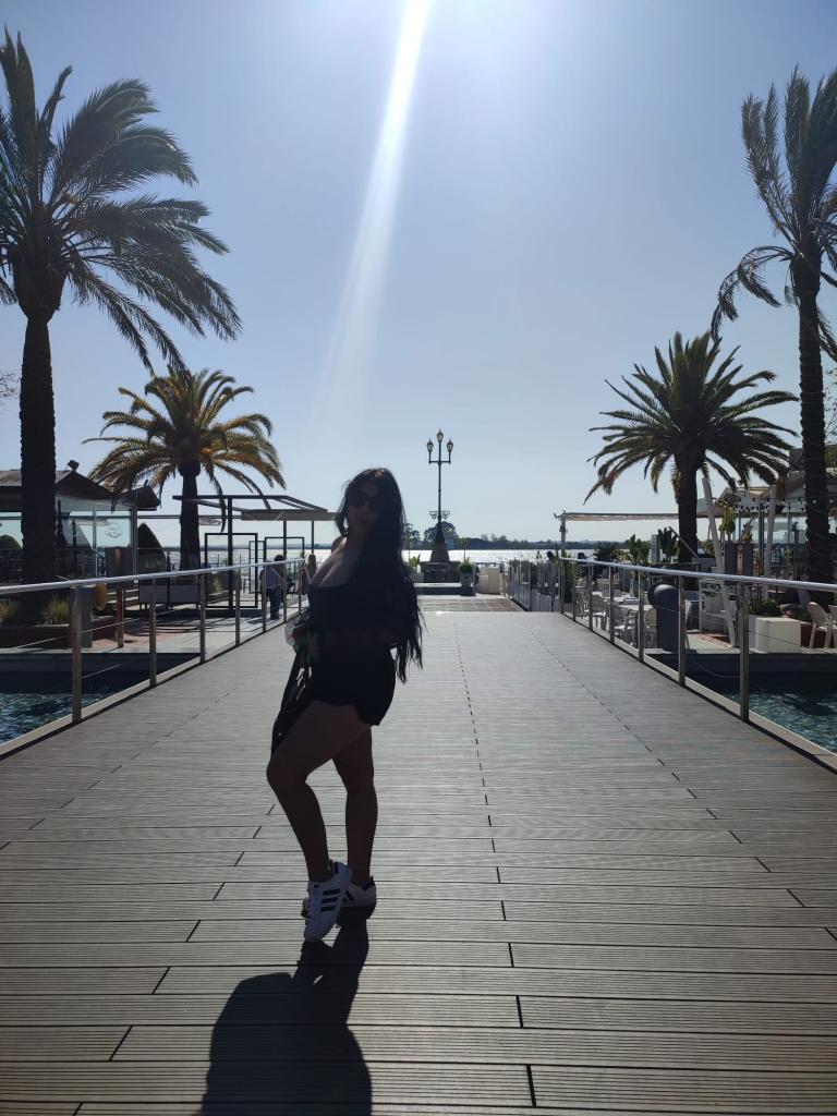 Chica busca chico en Sevilla: 