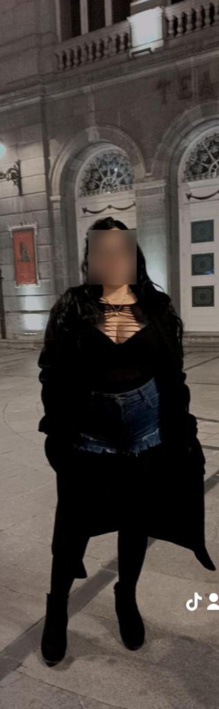 613460408: Chica busca chico en Cádiz