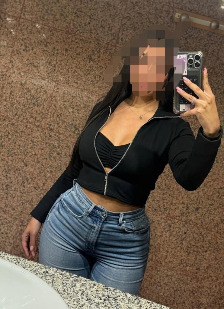 Chica busca chico en Cádiz: 