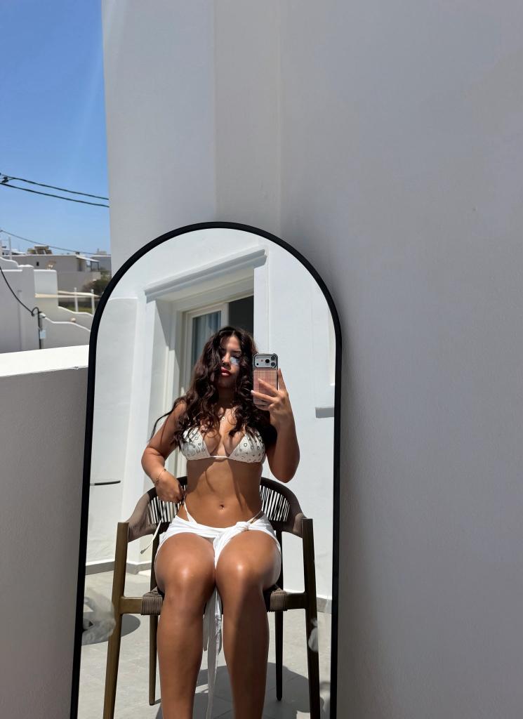 672583253: Chica busca chico en Madrid