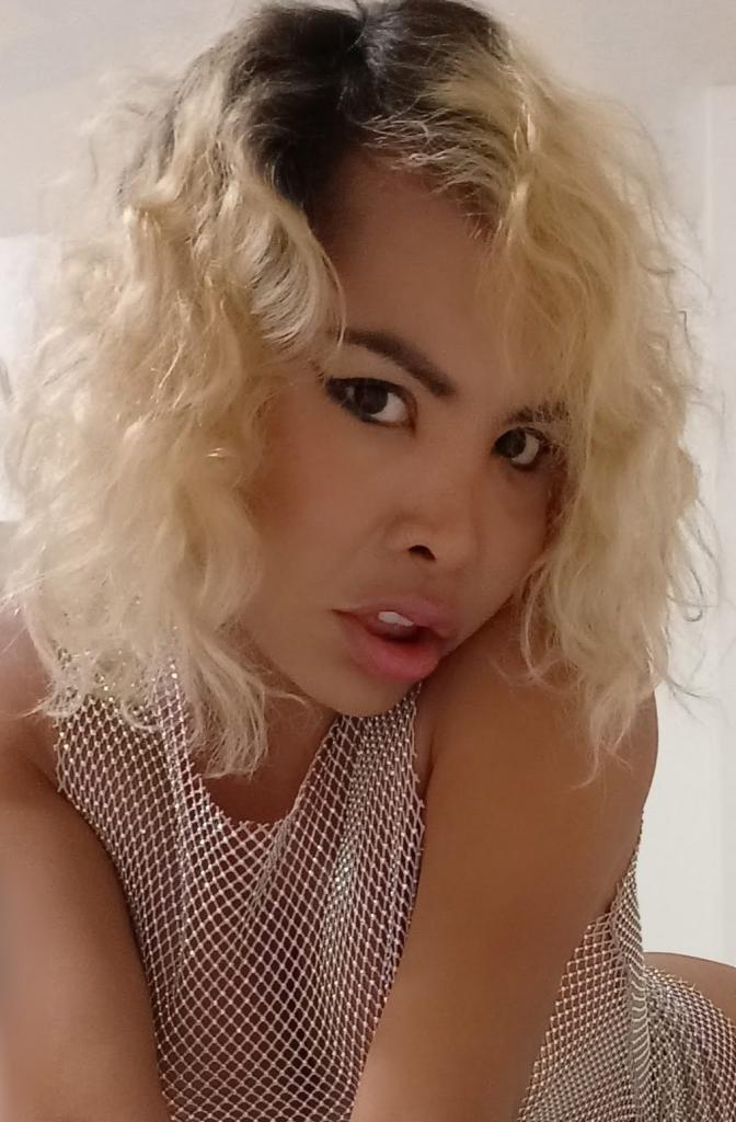 610622051: Chica busca chico en Ibiza