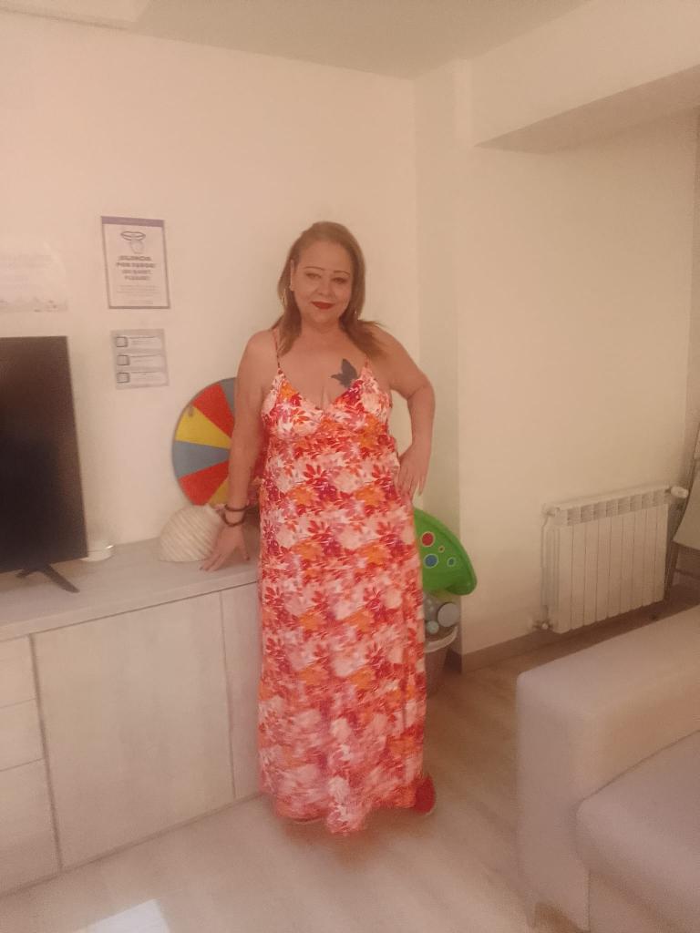 722272164: Chica busca chico en Sevilla
