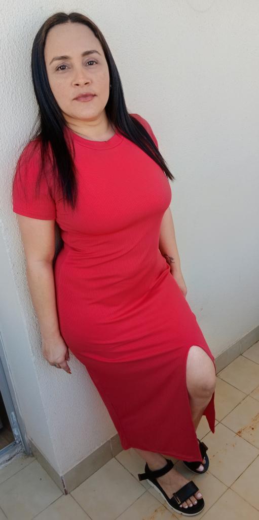 658359621: Chica busca chico en Cádiz