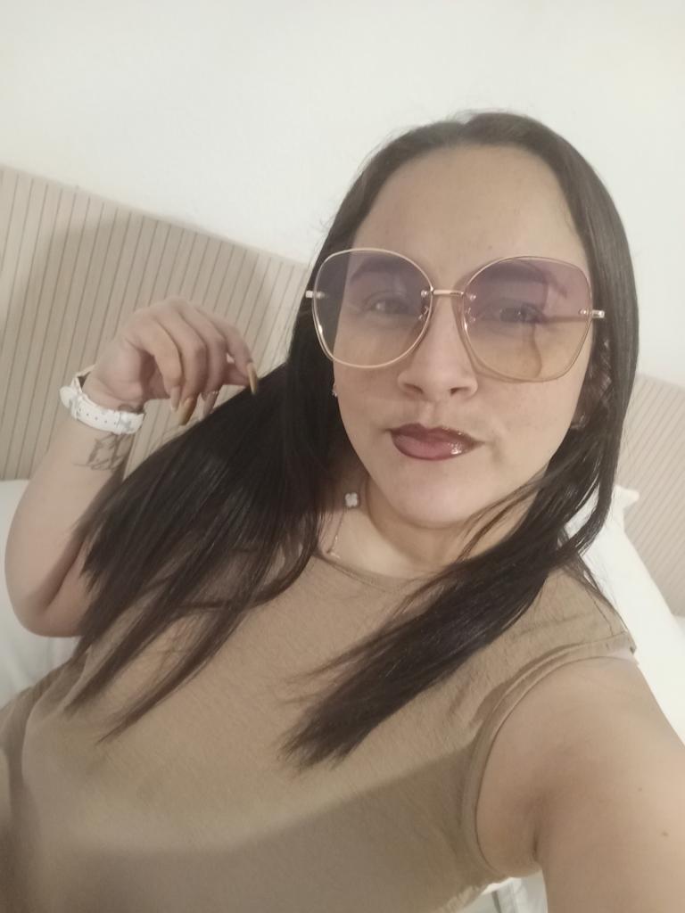 Chica busca chico en Cádiz: 