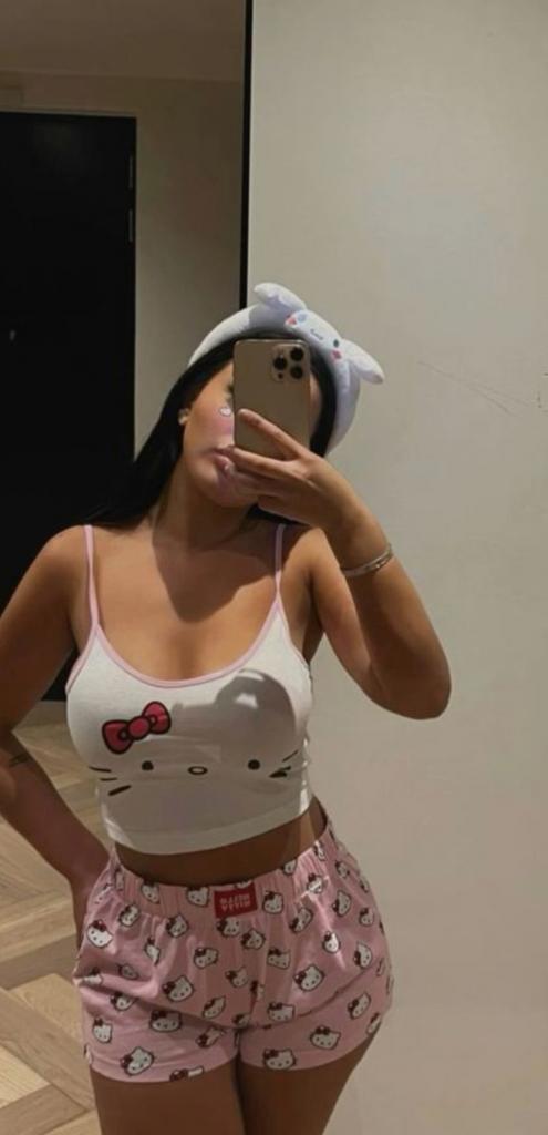 Chica busca chico en Granada: 
