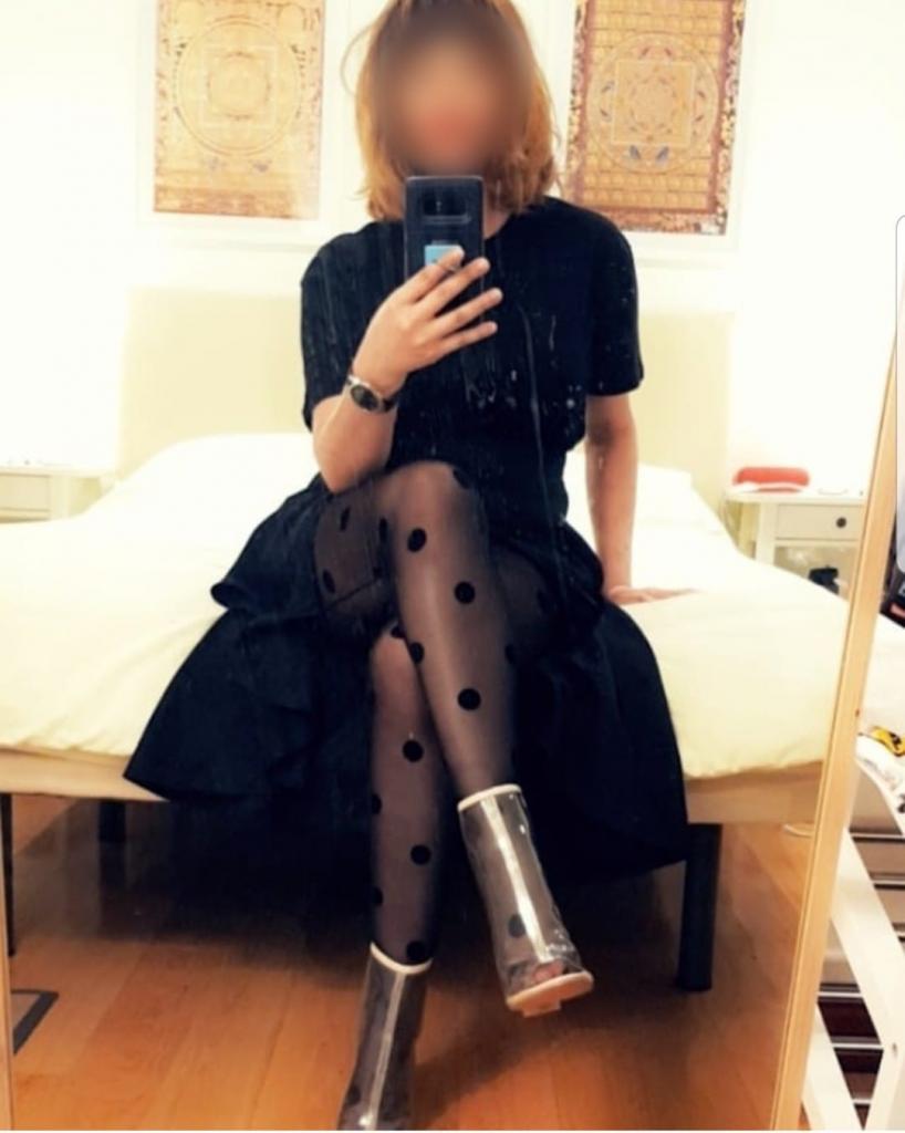 695105315: Chica busca chico en León