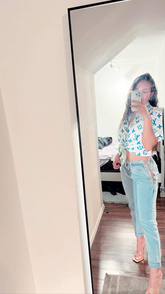 Chica busca chico en Almería: 