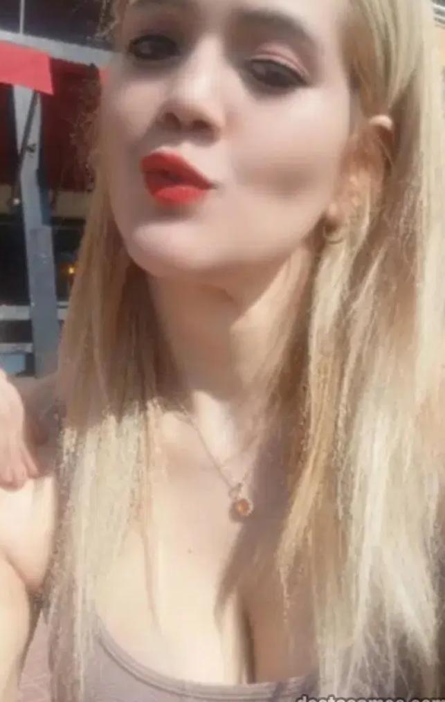 641718607: Chica busca chico en Barcelona
