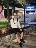 677404449: Chico busca chica en Alicante
