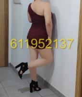611952137: Chica busca chico en La Coruña