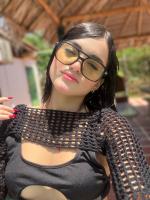 631953141: Chica busca chico en Barcelona