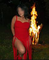 647317855: Chica busca chico en Sevilla