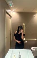 664581335: Chica busca chico en Alicante