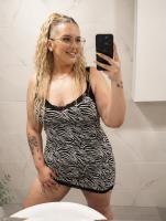 613871697: Chica busca chico en Madrid