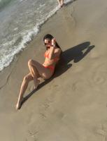 631900738: Chica busca chico en Sevilla
