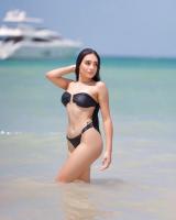 611213786: Chica busca chico en Barcelona