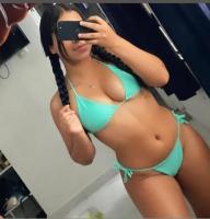 661082279: Chica busca chico en Sevilla