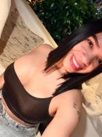 664263908: Chica busca chico en Sevilla
