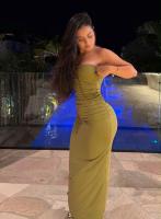610671464: Chica busca chico en Barcelona