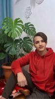 611371739: Chico busca chica en Barcelona