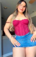 743065899: Chica busca chico en La Coruña