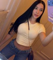 745029548: Chica busca chico en León