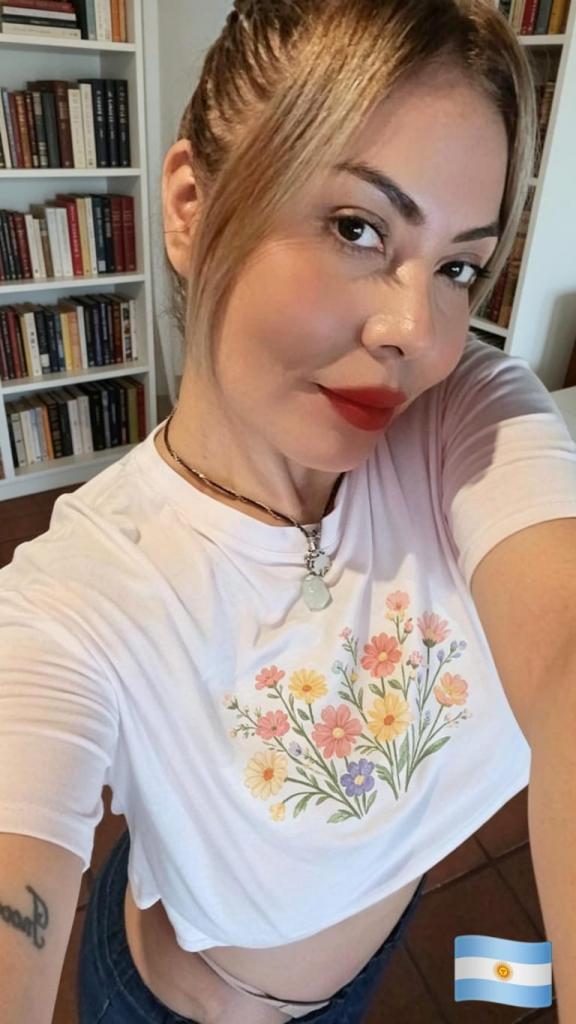 Chica busca chico en Granada: Chica busca chico