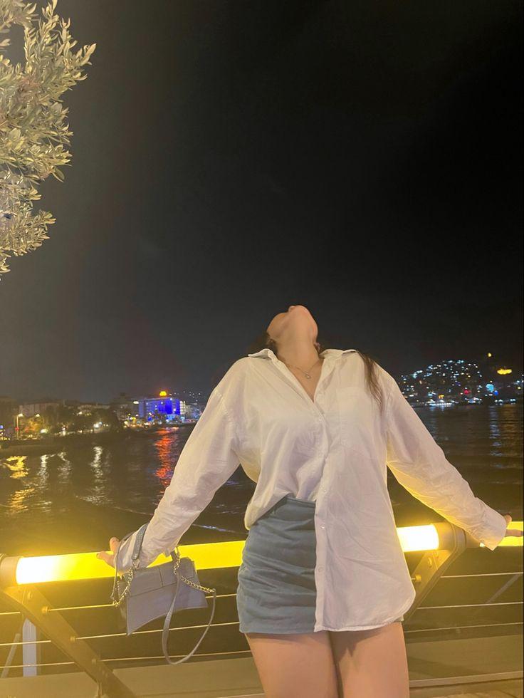 Chica busca chico en Málaga: Chica busca chico