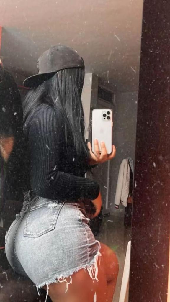 Chica busca chico en Sevilla: 