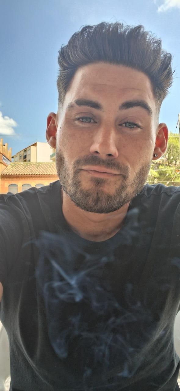Chico busca chica en Valencia: 