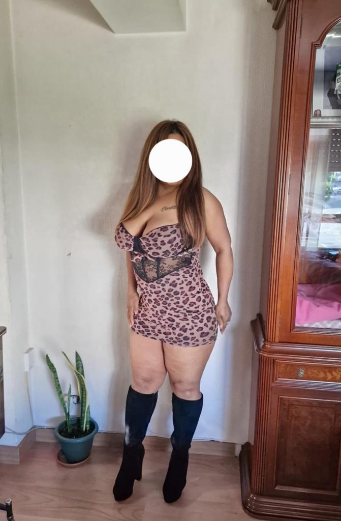 Chica busca chico en La Coruña: 