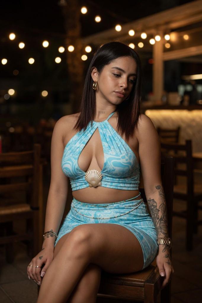 611257932: Chica busca chico en Alicante